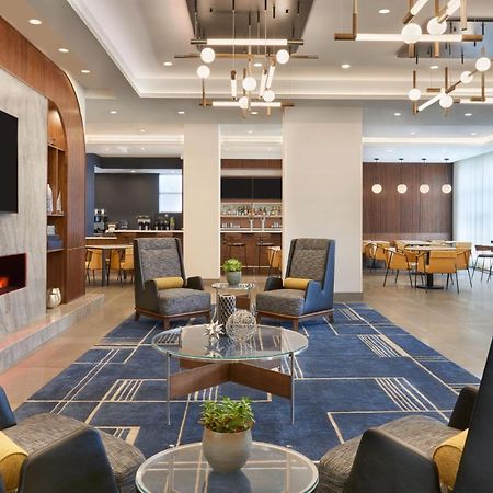 Courtyard By Marriott Kitchener Hotel Buitenkant foto