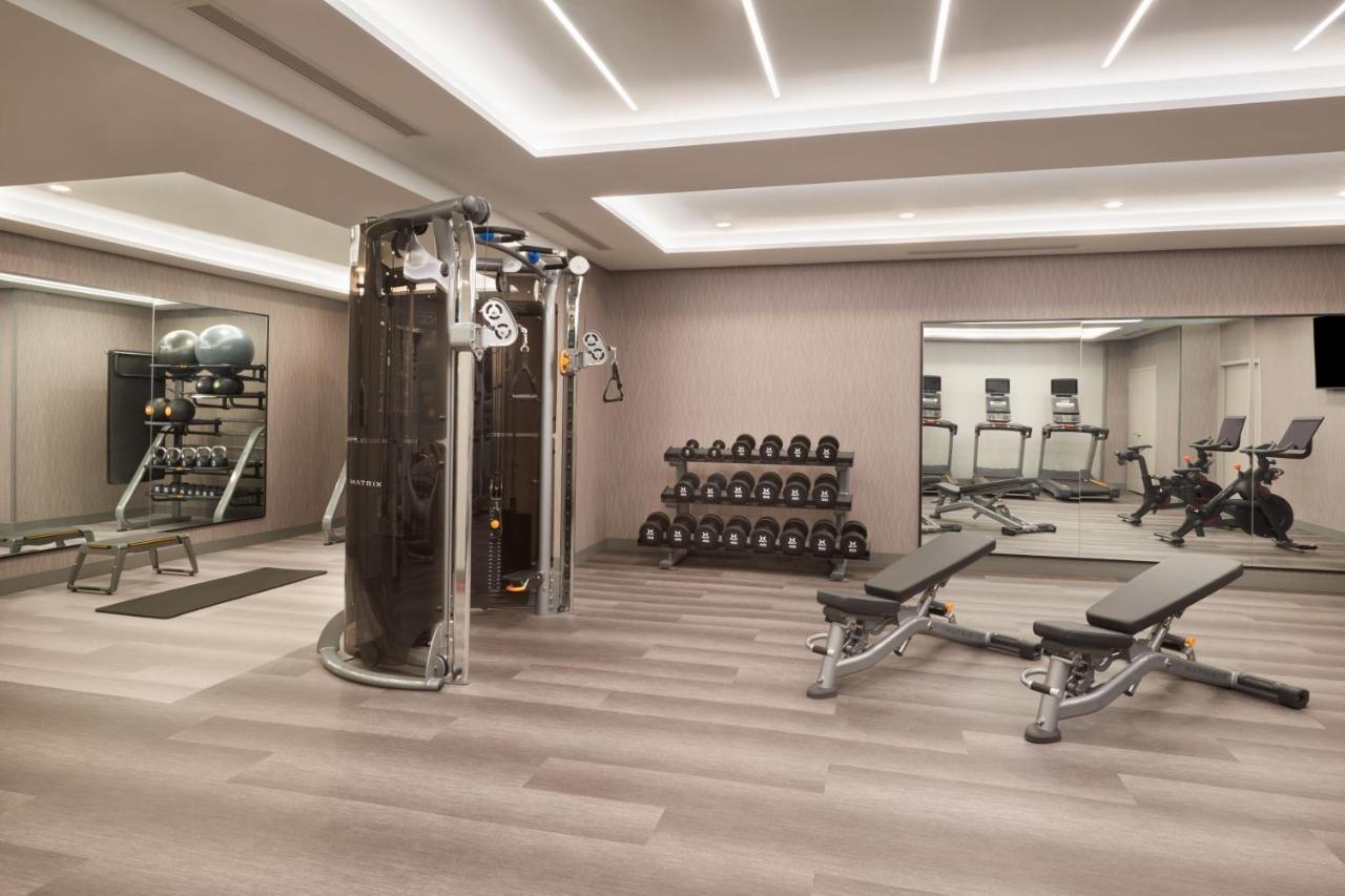 Courtyard By Marriott Kitchener Hotel Buitenkant foto