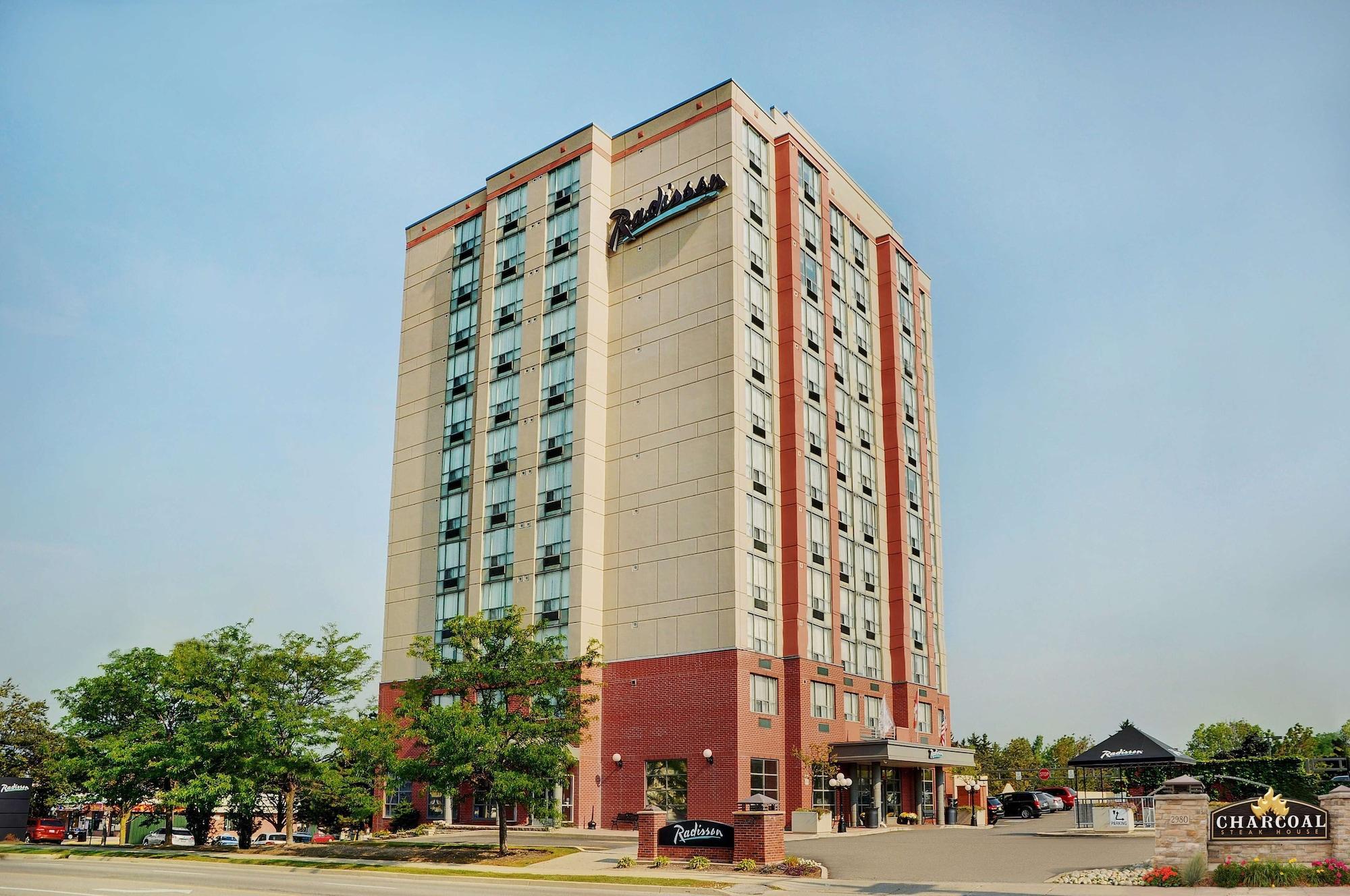 Courtyard By Marriott Kitchener Hotel Buitenkant foto
