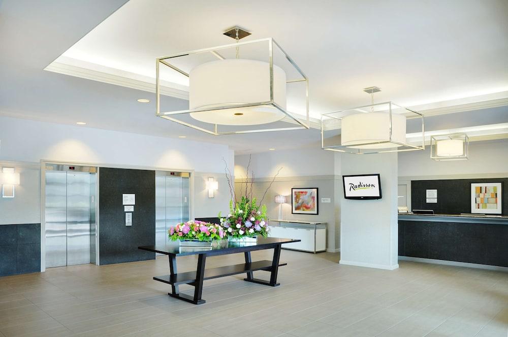 Courtyard By Marriott Kitchener Hotel Buitenkant foto