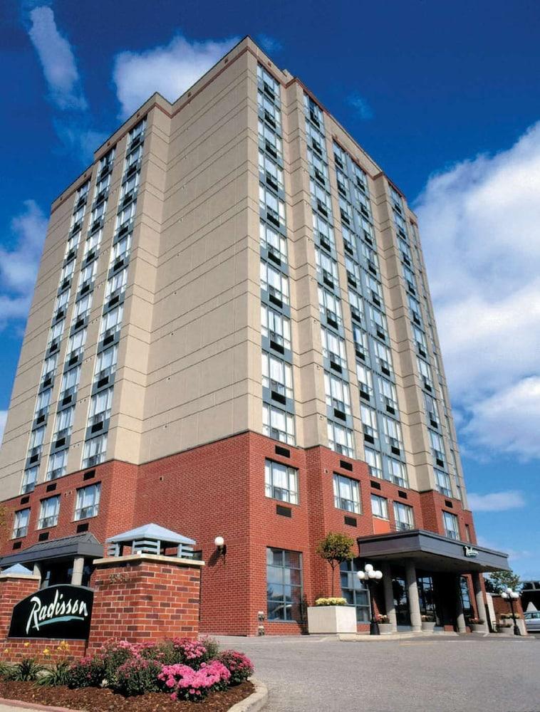 Courtyard By Marriott Kitchener Hotel Buitenkant foto